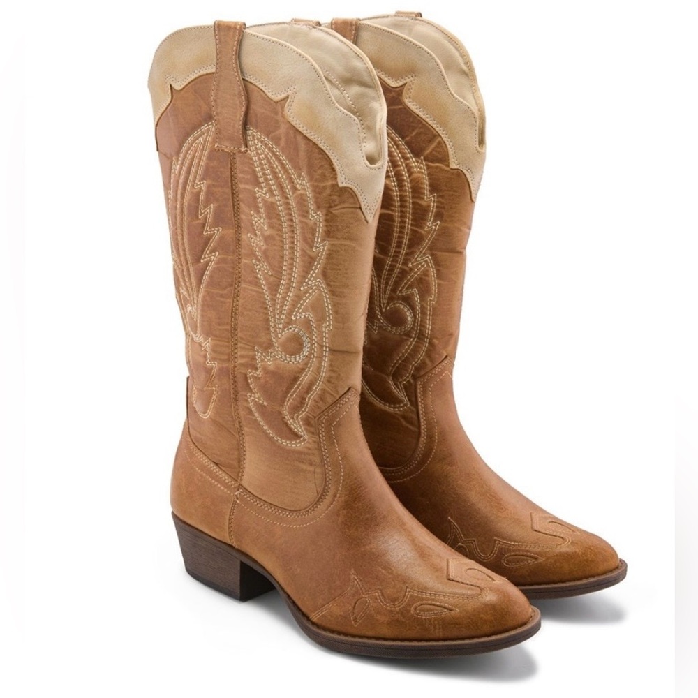 EUC Coconuts Cisco womens Western Cowboy Boots 9 tan worn once!!